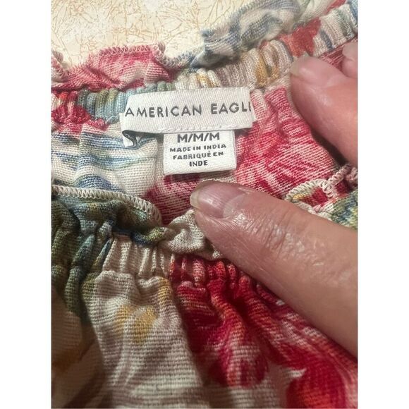 American Eagle Off The shoulder Floral Crop Top Sz M NWOT - Picture 5 of 6